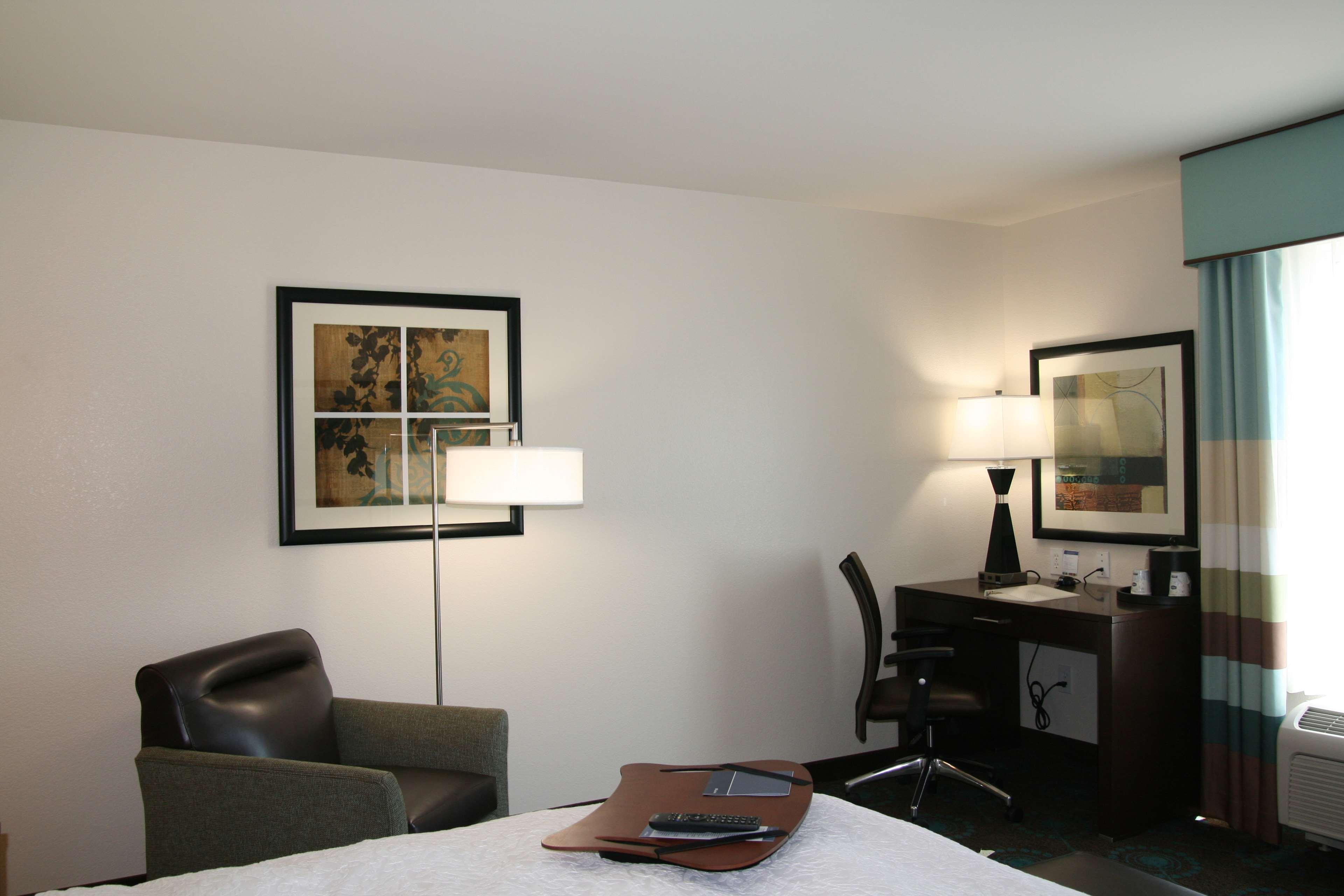 Hampton Inn Anderson/Alliance Business Park Room photo
