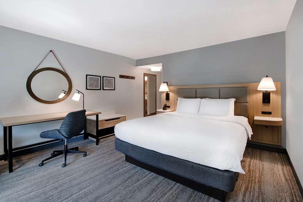 Hampton Inn Anderson/Alliance Business Park Room photo