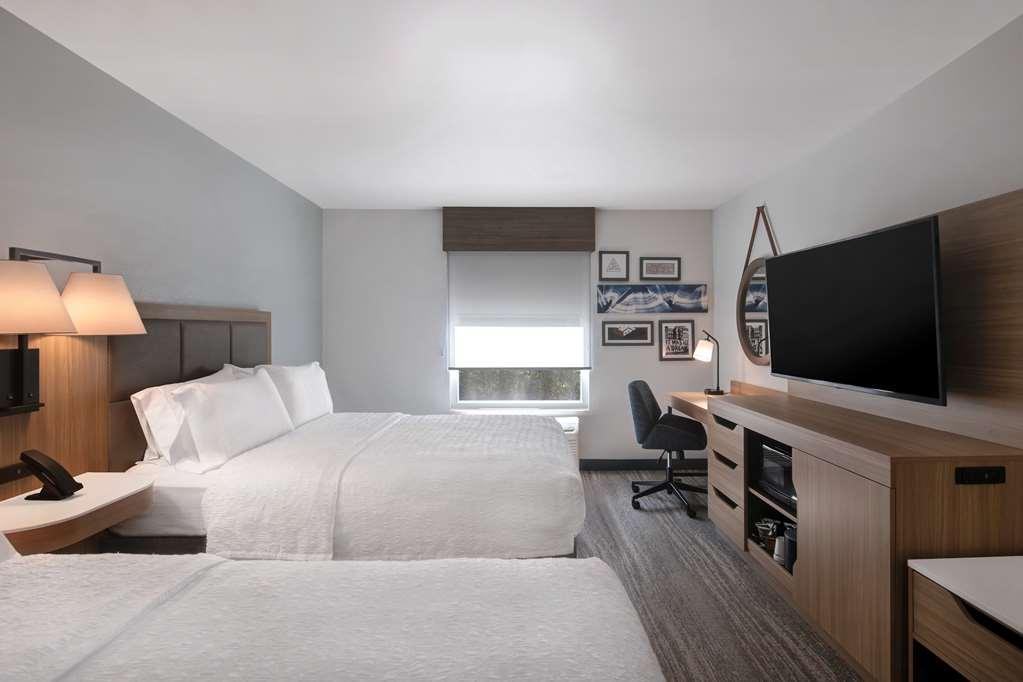 Hampton Inn Anderson/Alliance Business Park Room photo